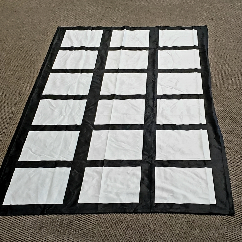 18 panel photo blanket for picture customization.